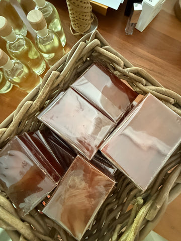 Glycerine Olive Oil & Honey Soap, Fragranced with Saffron (hand & body wash)