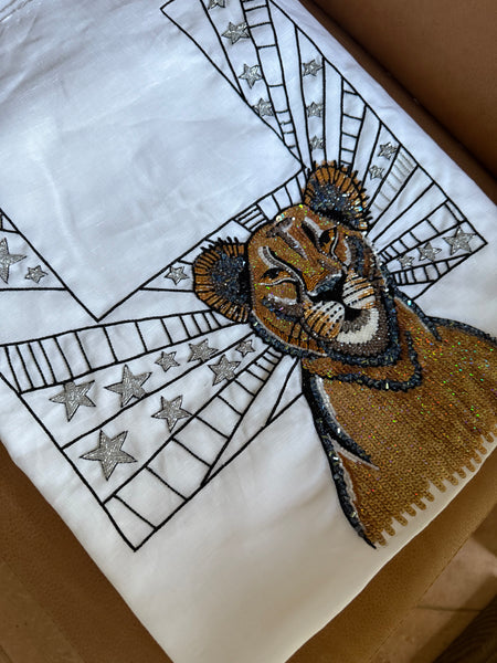 FOR KIDS (9-12 years): A Lioness, delivery within 3 days