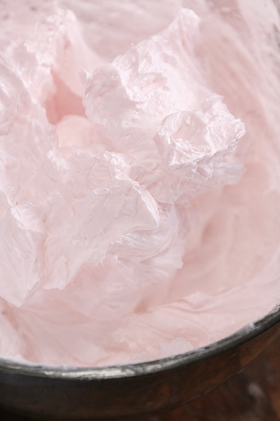 Pink Refined Shea Butter Whipped With Sweet Almond Oil, fragranced with Sakura, (30 grams)