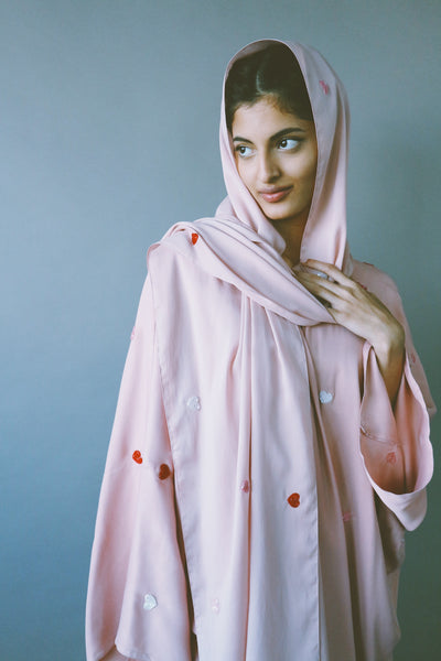 Hearts Abaya, Pink