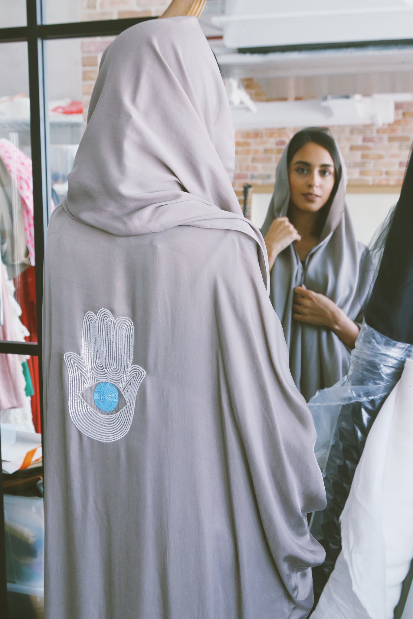 Kamsa خمسه Abaya, in Greige or Black