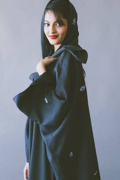 The "Eye See Everything" Abaya, in Black